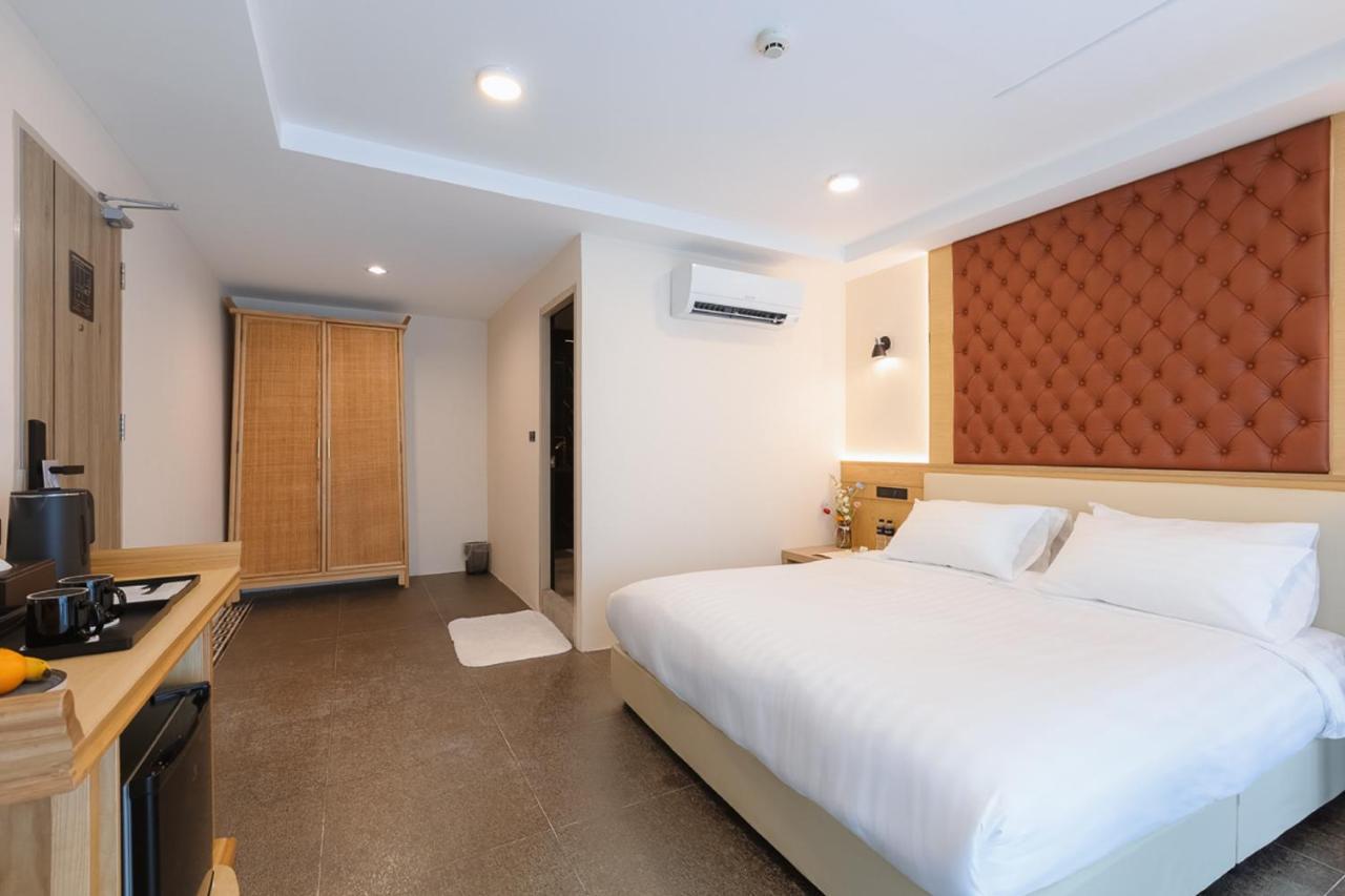 Heaven Boutique Hotel バンコク都 エクステリア 写真