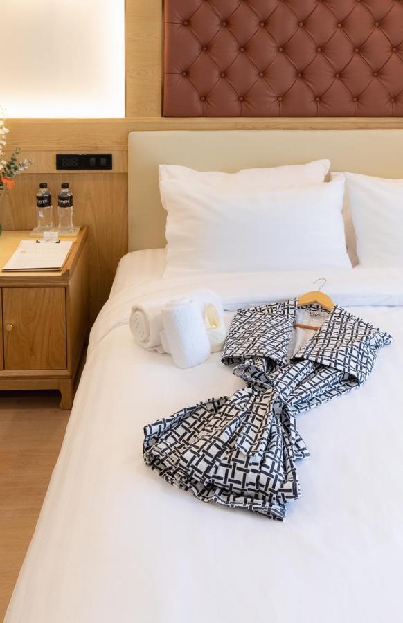 Heaven Boutique Hotel バンコク都 エクステリア 写真